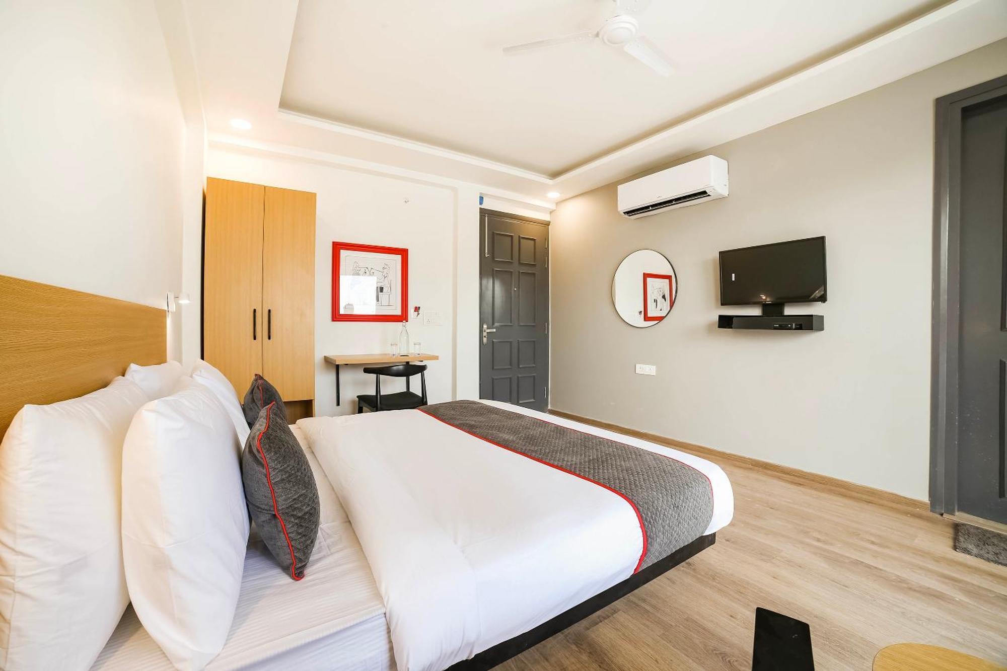Hotel Ivy Plaza 3*